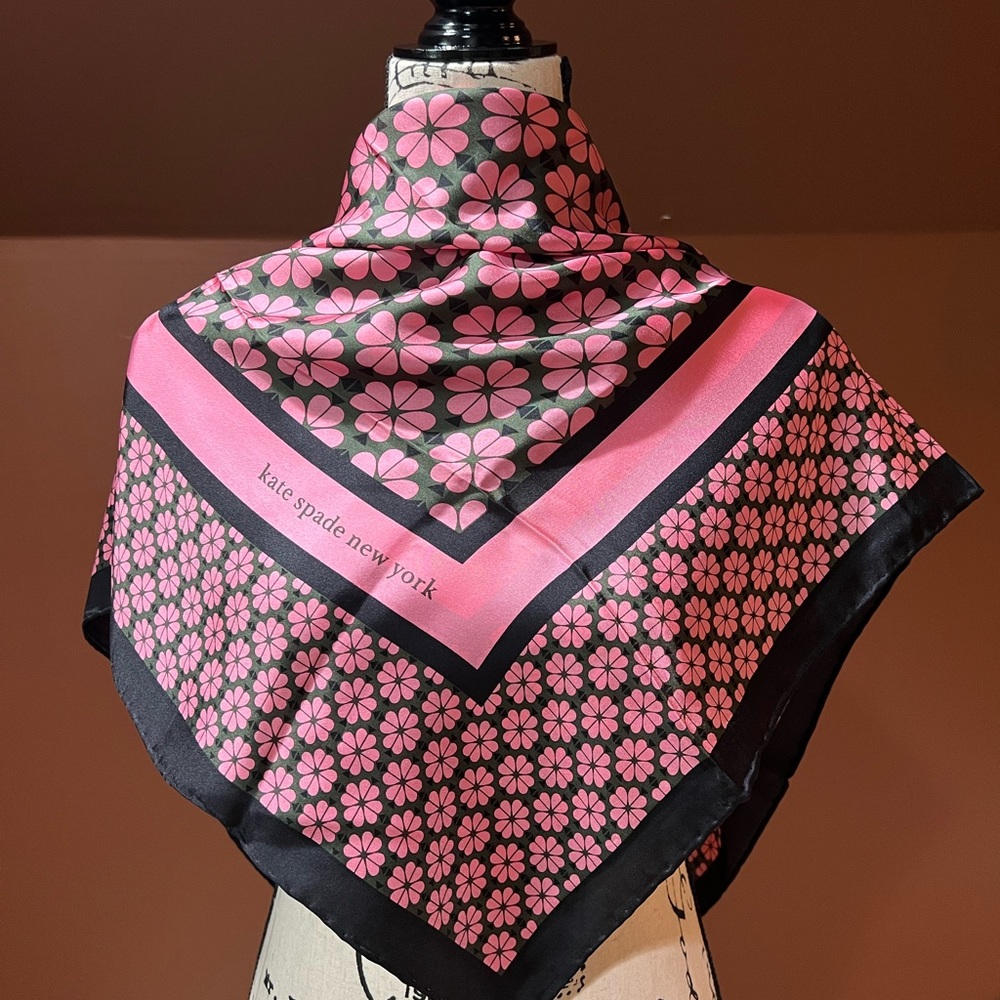 Beautiful Silk Scarf,Size 34x34 inches#SOLD#